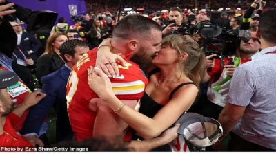 How Taylor Swift reacts to Travis Kelce's ESPY for best tight end in the NFL generates reactions from fans